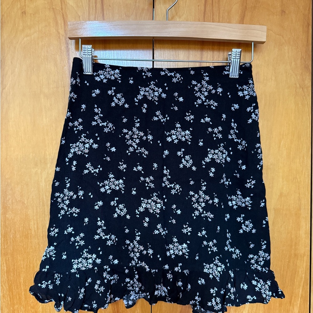 Abercrombie & Fitch Black Floral Skirt